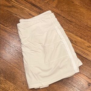 Lululemon White Tennis Skirt 8 Tall